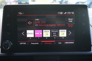 Thumbnail Mobil 10