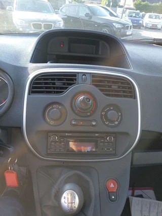Thumbnail Mobil 9