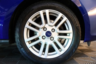 Thumbnail Mobil 4
