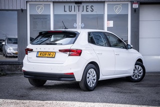 Thumbnail Mobil 9