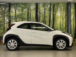 Thumbnail Mobil 4