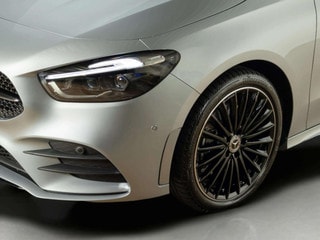Thumbnail Mobil 6