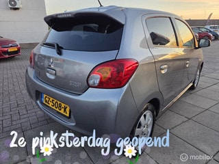 Thumbnail Mobil 8