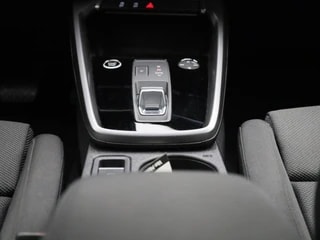 Thumbnail Mobil 10