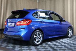 Thumbnail Mobil 7