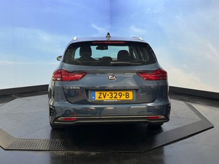 Thumbnail Mobil 6