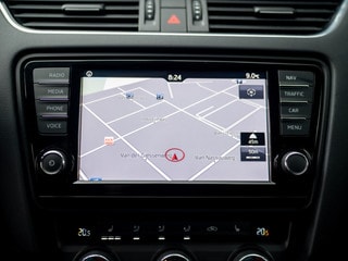 Thumbnail Mobil 8