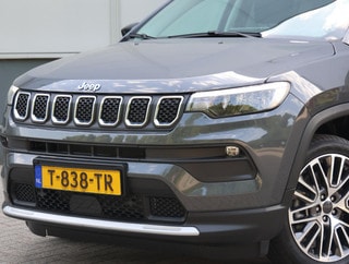 Thumbnail Mobil 6
