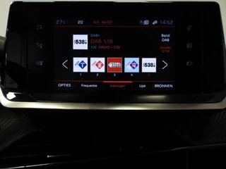 Thumbnail Mobil 10