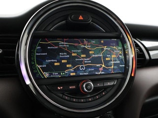 Thumbnail Mobil 6
