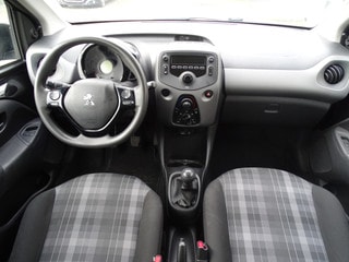 Thumbnail Mobil 7