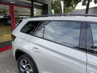 Thumbnail Mobil 10
