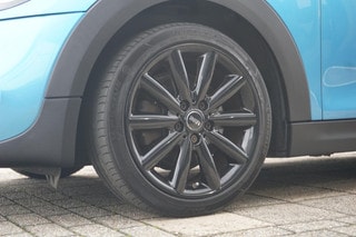 Thumbnail Mobil 7