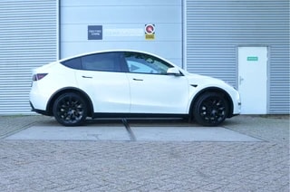 Thumbnail Mobil 9