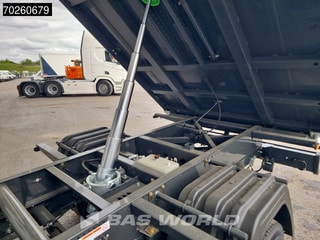 Thumbnail Mobil 9