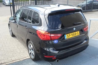 Thumbnail Mobil 10