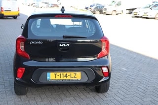 Thumbnail Mobil 8
