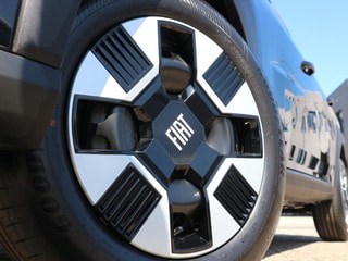 Thumbnail Mobil 4