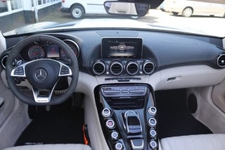 Thumbnail Mobil 10