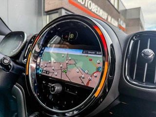 Thumbnail Mobil 8