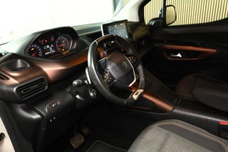 Thumbnail Mobil 10