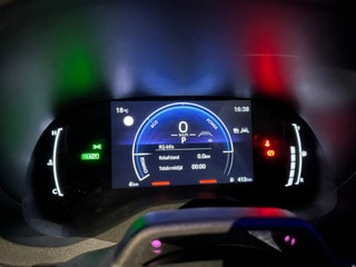 Thumbnail Mobil 10