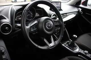 Thumbnail Mobil 6