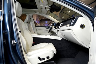 Thumbnail Mobil 4