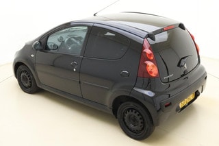Thumbnail Mobil 4