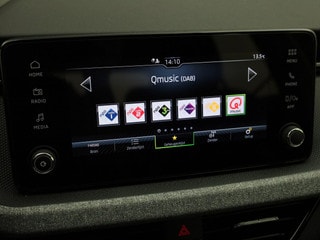 Thumbnail Mobil 6