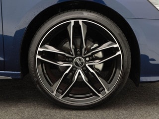 Thumbnail Mobil 7