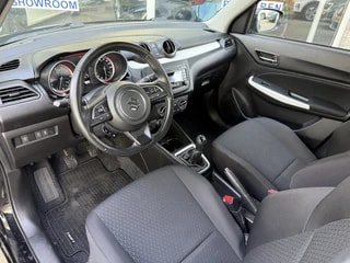 Thumbnail Mobil 6