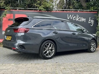 Thumbnail Mobil 8