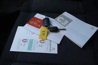 Thumbnail Mobil 4