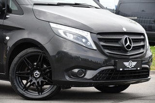 Thumbnail Mobil 8