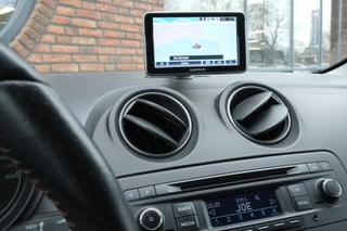 Thumbnail Mobil 8