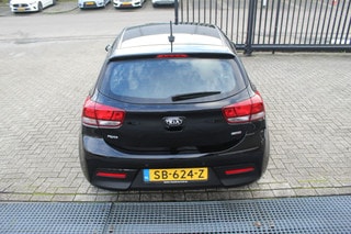 Thumbnail Mobil 4
