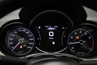 Thumbnail Mobil 4