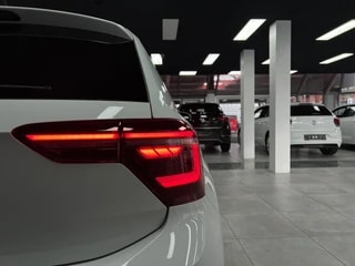 Thumbnail Mobil 10