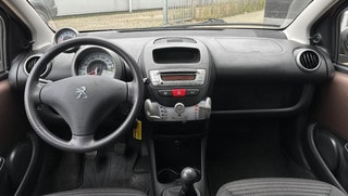 Thumbnail Mobil 7