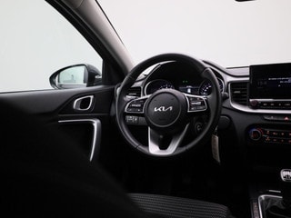 Thumbnail Mobil 10