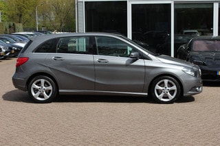 Thumbnail Mobil 5