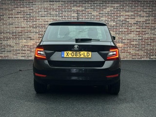 Thumbnail Mobil 7