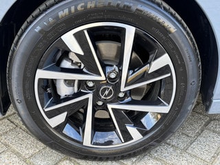 Thumbnail Mobil 10