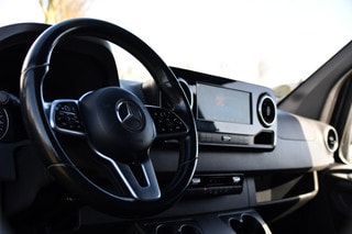 Thumbnail Mobil 2