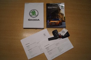 Thumbnail Mobil 10