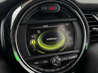 Thumbnail Mobil 10