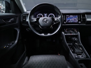 Thumbnail Mobil 8