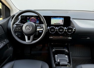 Thumbnail Mobil 2