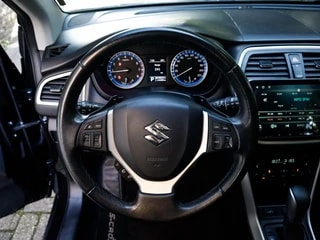 Thumbnail Mobil 6